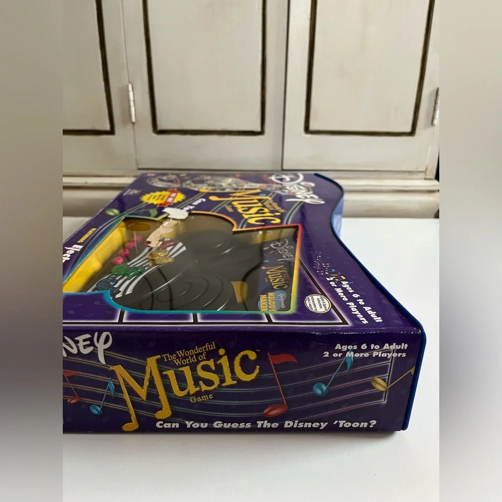 New Disney: The Wonderful World of Music Game Trivia cards, musical interactive